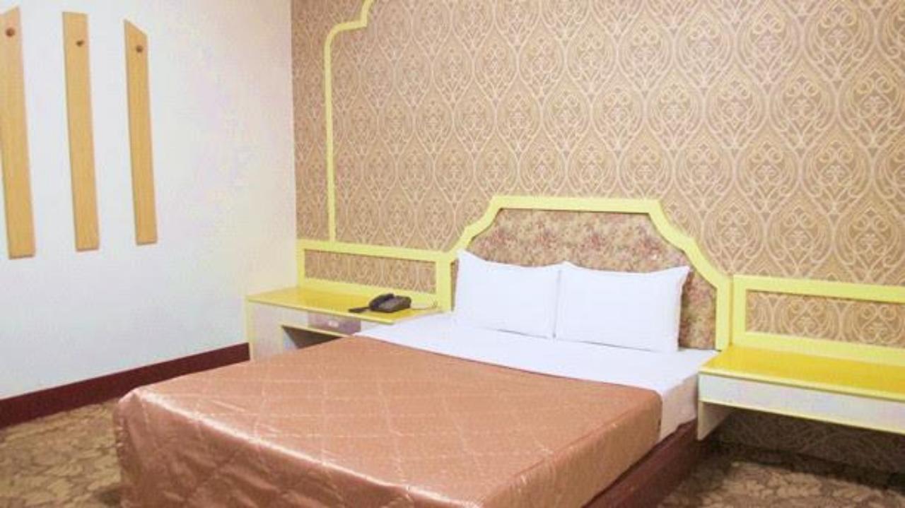 Teresa Hotel Toufen Luaran gambar